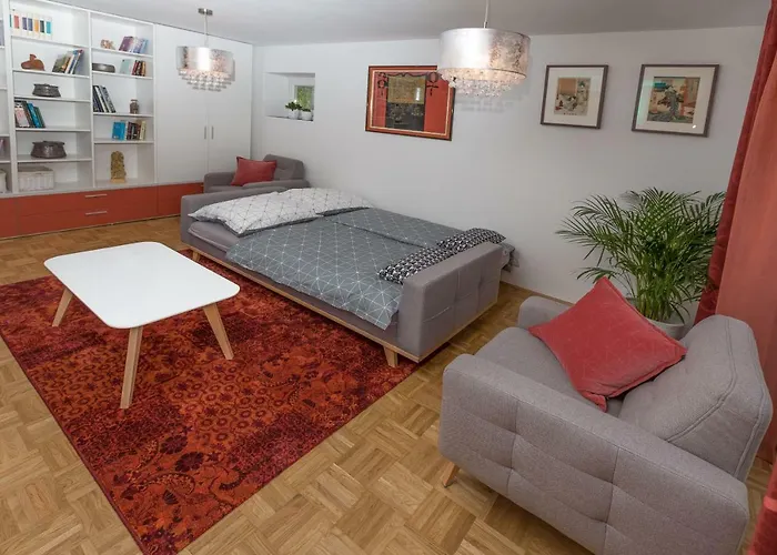 Evelina's Place Apartma *